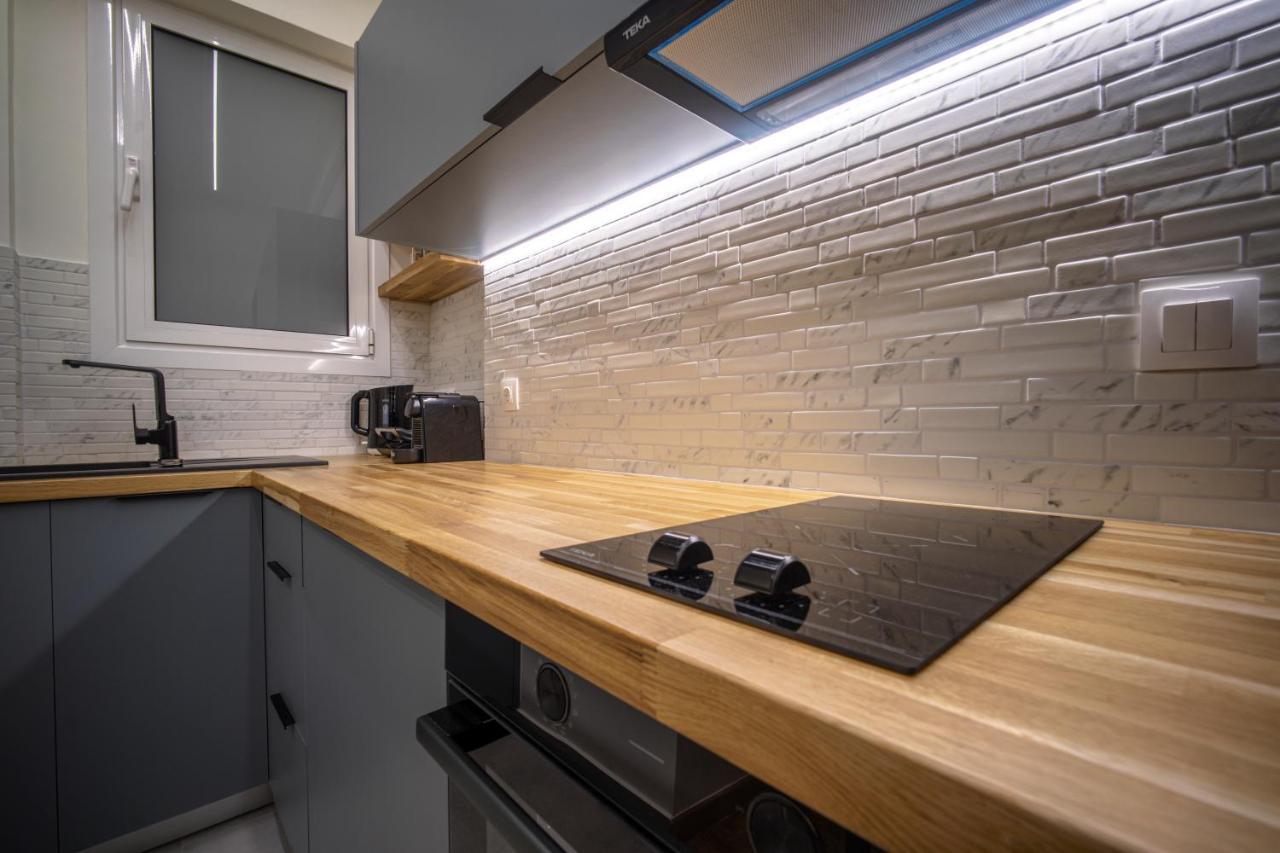 אתונה "Stay In Art" Kolonaki Luxury Apartment מראה חיצוני תמונה